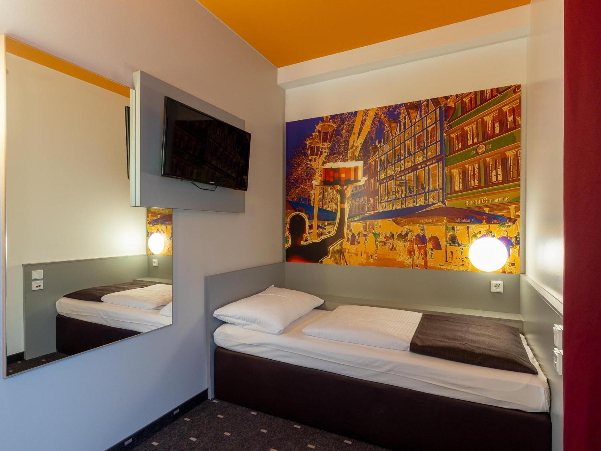 B&B Hotel Duesseldorf-City Exterior photo